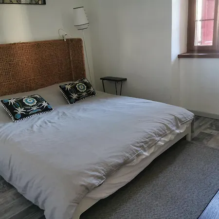 Maison De Village A La Montagne Tatil Evi Ustou